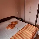 Guest House Sveti Vlas Apartamento *