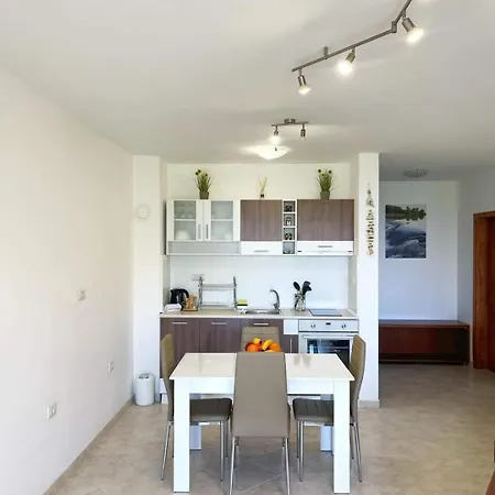 Апартамент к-с сън коуст